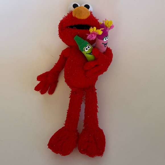 Sesame Street Toys Vintage 202 Elmo Holding Crayons 3 Fuzzy Plush